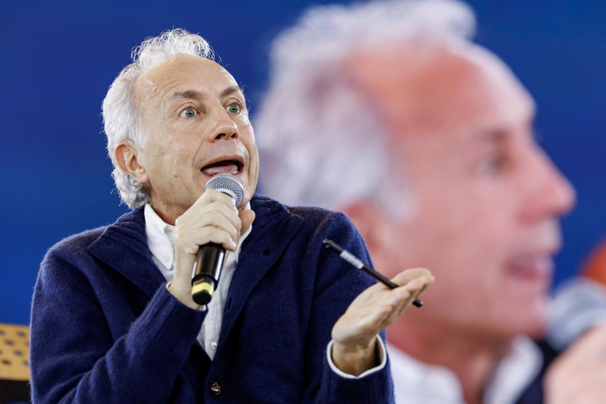 Journaux en difficulté : Repubblica en baisse et 4 à 5 autres baisses en un an. Seul Marco Travaglio poursuit sa croissance. Données et tendances, au jour le jour.