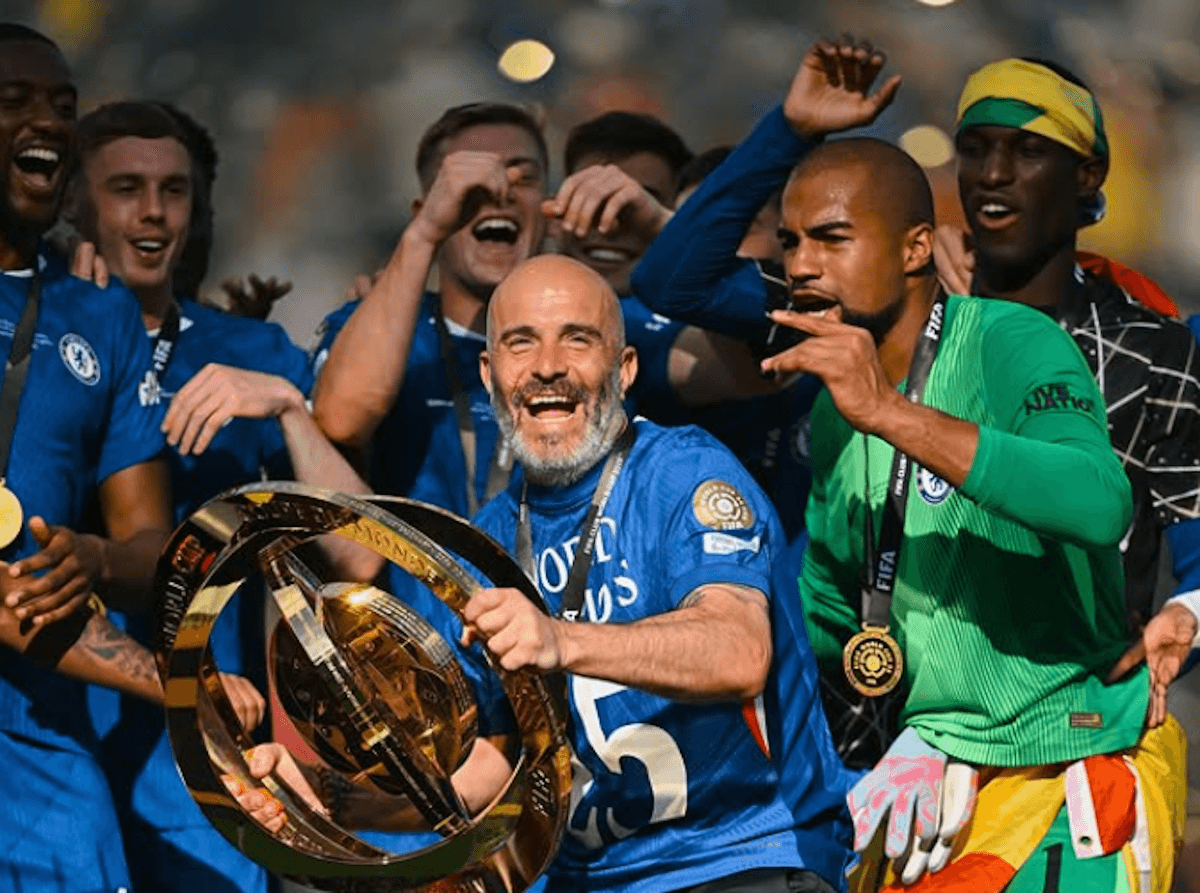 Kijkcijfers, Canale 5 viert met Chelsea: meer dan €4 miljoen voor het WK voor clubs. Insegno lacht niet meer, en ook Papi's kijkcijfers zijn gedaald.