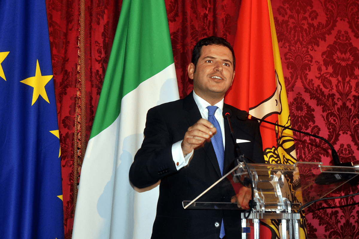 Politisches Erdbeben in Sizilien, der Präsident der Regionalversammlung Galvagno (FdI) wird wegen Korruption untersucht