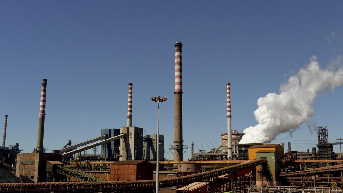 Emiliano, Apulien tritt mit seinen Unternehmen ein, wenn Ex Ilva verstaatlicht wird