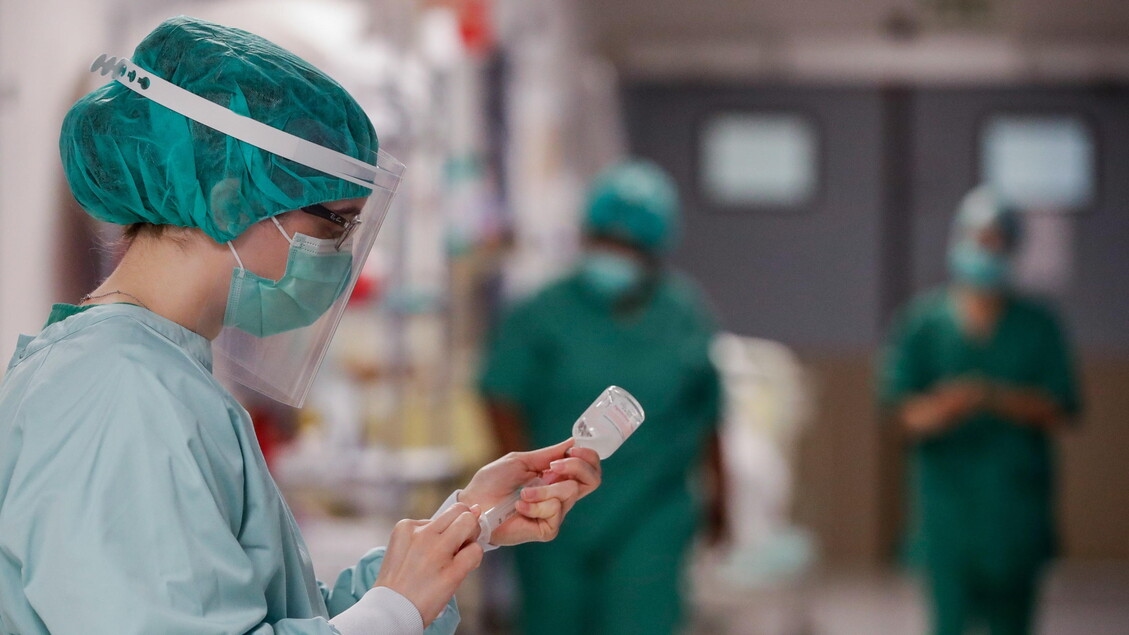 Krankenversicherungsvertrag mit Erhöhungen von über 150 Euro pro Monat unterzeichnet