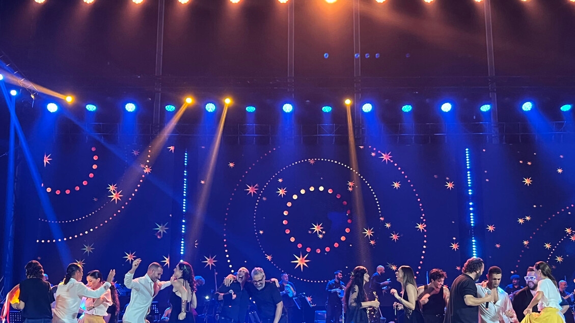 O festival itinerante "La Notte della Taranta" está em andamento.
