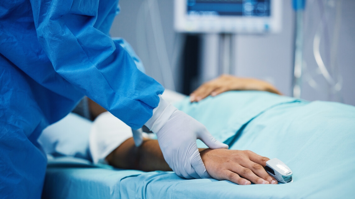 Pflege bis, mit einem Gesundheitsvertrag für Gesundheitsberufe durchgeführt