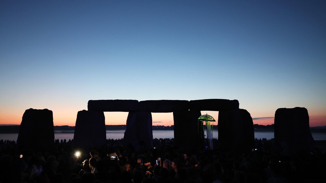 Pesquisa no Reino Unido resolve o mistério das pedras de Stonehenge movidas por humanos