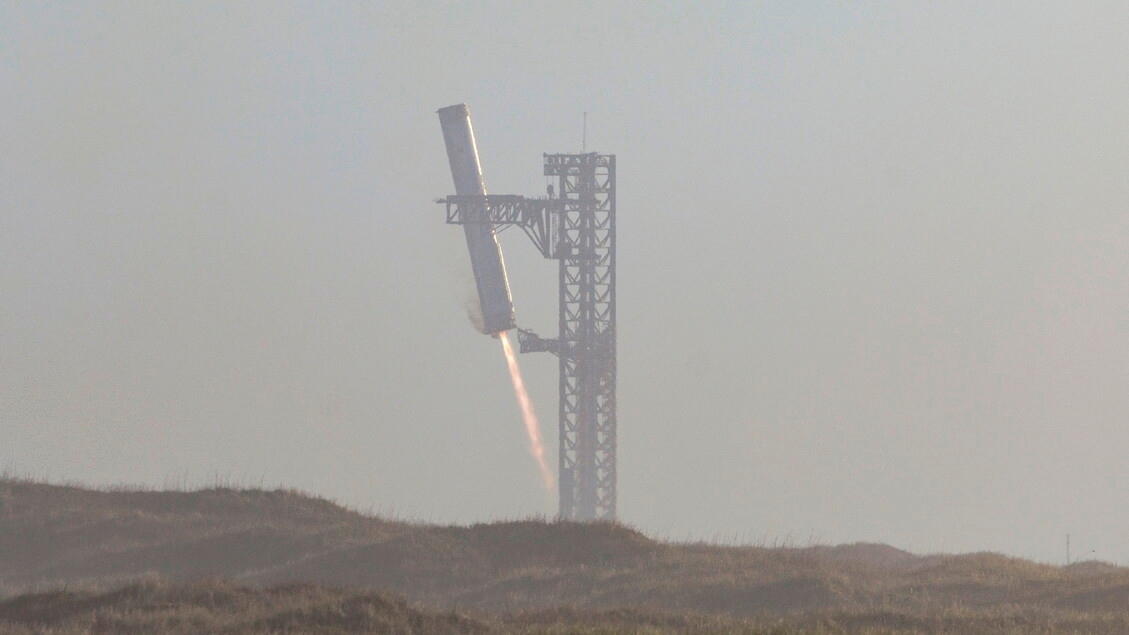 Il lancio di Starship fallisce, perso il controllo durante il rientro sulla Terra