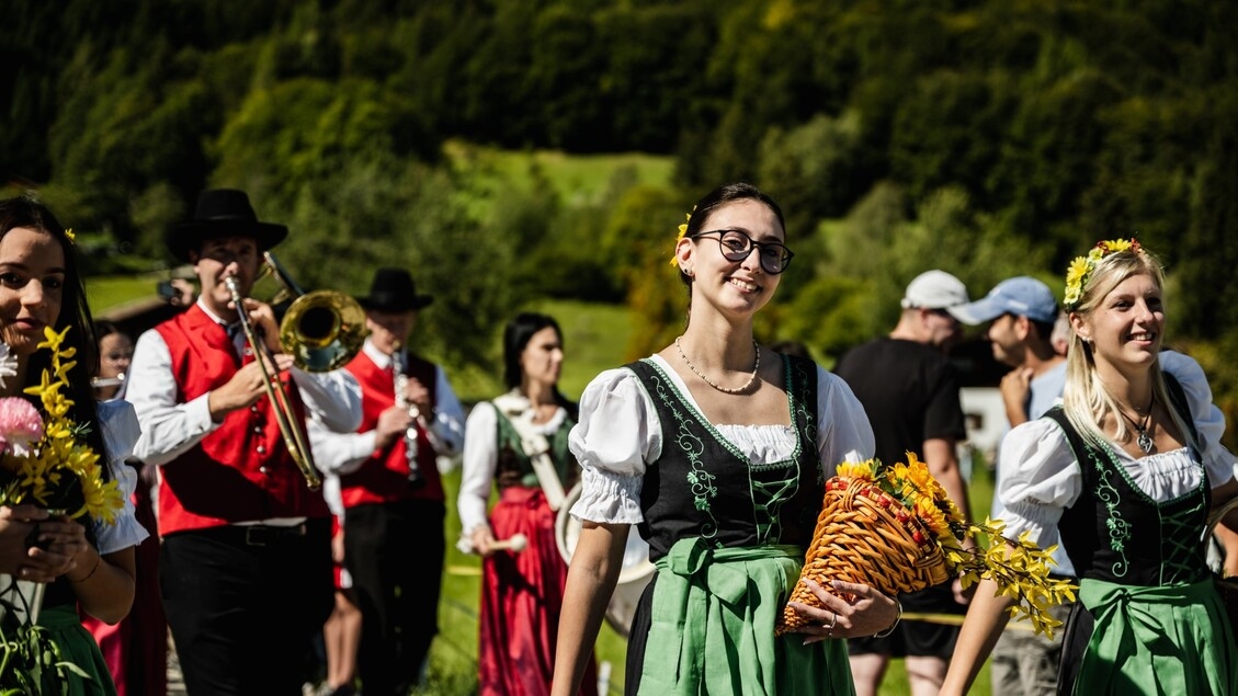 „Lebendiges Erbe“ in populären Ritualen und Traditionen