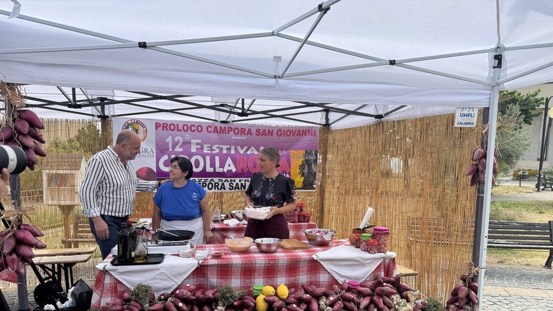 Die Reise von Sagre d'Italia beginnt inmitten von Aromen und Traditionen.