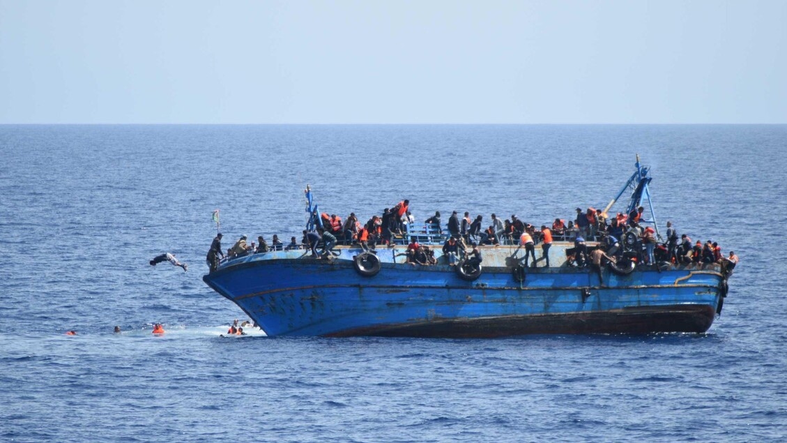Rettungsschiff birgt zwei Leichen vor Libyen