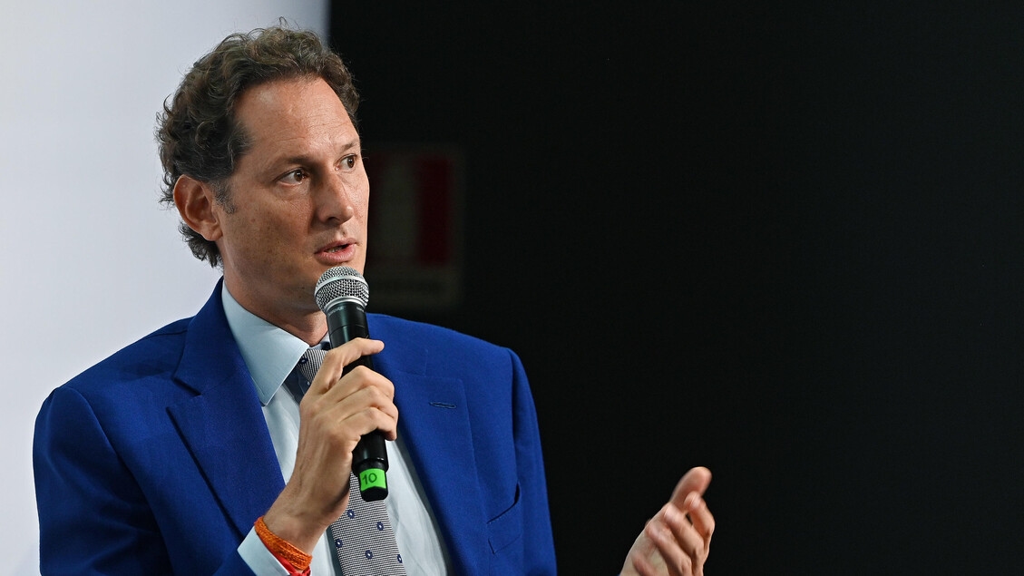 Elkann: "Puesto en la Agencia Tributaria finalizado".