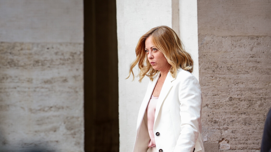 Meloni flies to G7, efforts to keep dialogue open