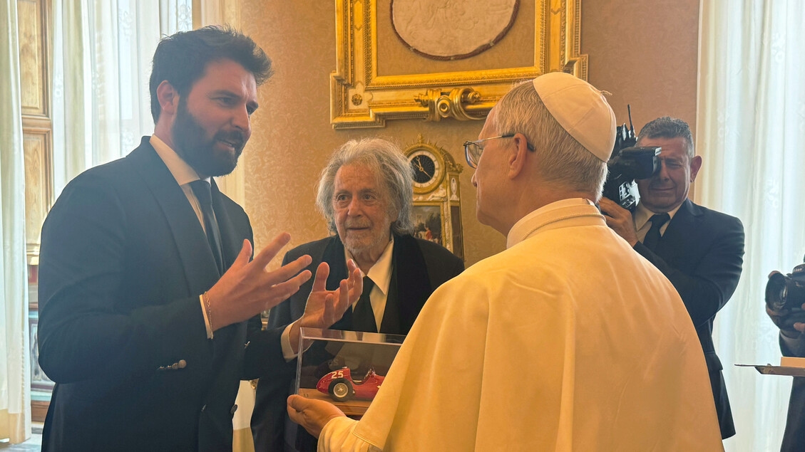 Al Pacino reçu en audience par le pape Léon XIII, bat Scorsese