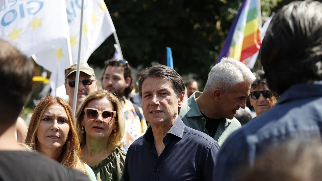 En La Haya, el desafío de Conte, la izquierda y los euroescépticos: "no al rearme"