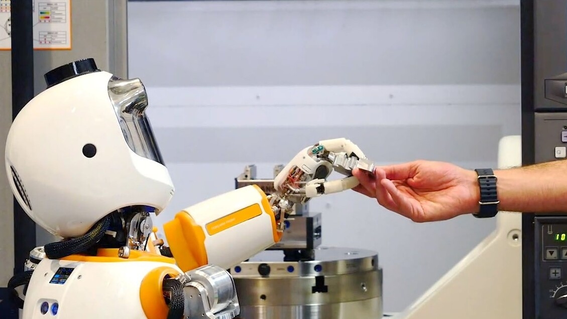 De robôs a RNA, tecnologias do IIT para a saúde em Osaka 2025