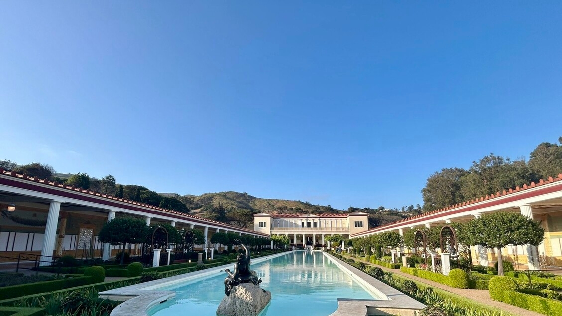 Getty Villa em Pacific Palisades reabre após incêndios
