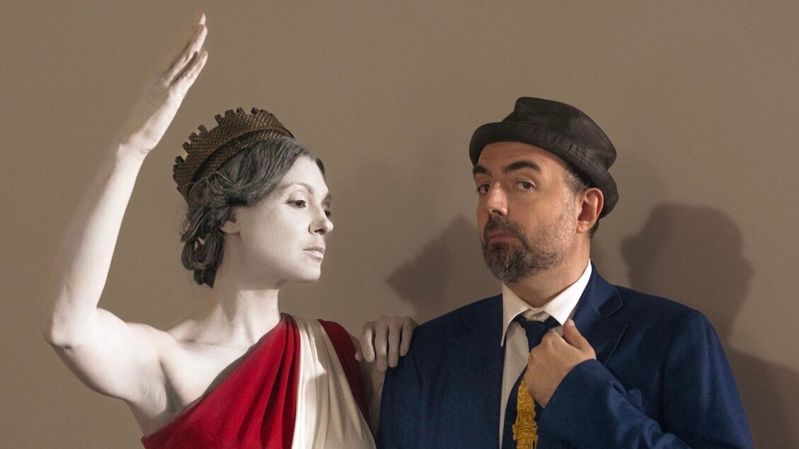 'Swing Politik', Piji ve Simona Molinari'ye göre siyaset