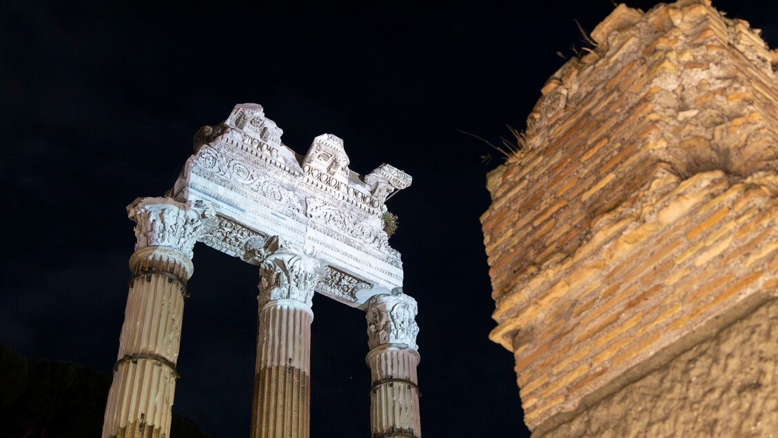Parchi archeologici sotto le stelle