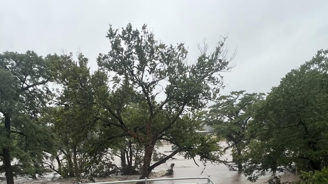 Inondations au Texas : 24 morts et 20 disparus