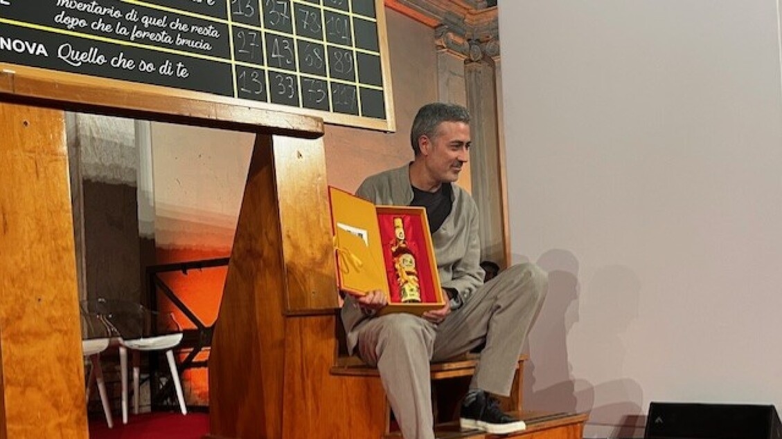Mic ile yaşanan gerginliğin ardından Bajani'ye Strega Ödülü