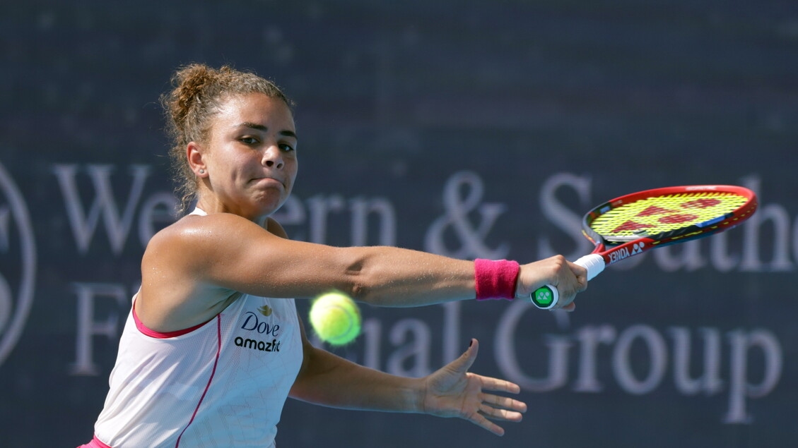 Sinner withdraws: "I'm sick." Alcaraz wins in Cincinnati. Paolini loses in the final against Swiatek.