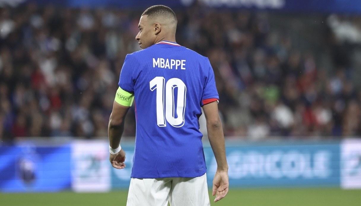 Frankrijk wint en staat derde in de Nations League 'op de rug van' Kyllian Mbappé