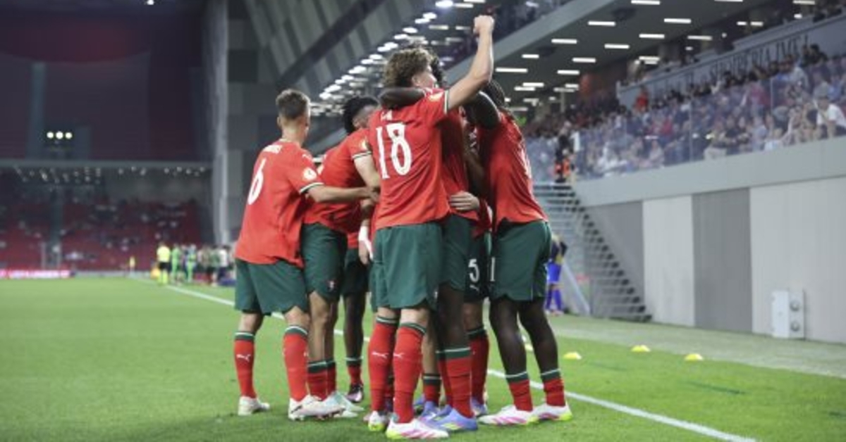 Portugal verslaat Frankrijk met 3-0 en wint Europees kampioenschap voetbal onder de 17 jaar