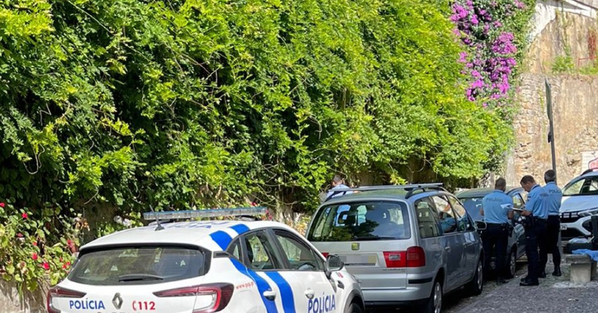 Encuentran muerto a un joven en el barrio de Sousa Pinto, en Coímbra