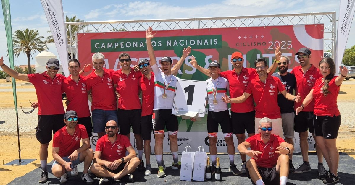 Equipa de Tourencinho conquista dois títulos de campeões nacionais