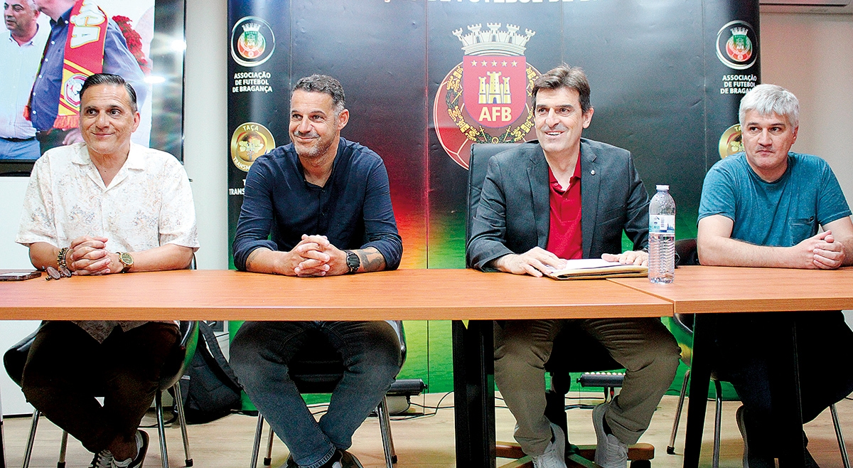 Madjer se reunió con los clubes del AF Bragança