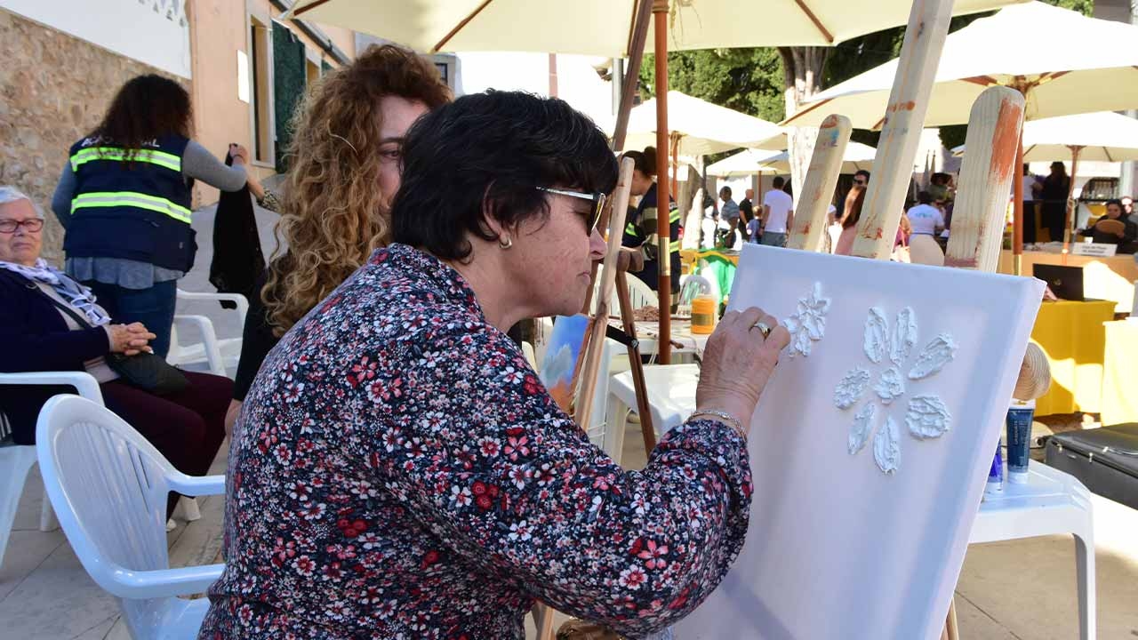 I lavori delle istituzioni locali in mostra alla Fiera Sociale di Loulé