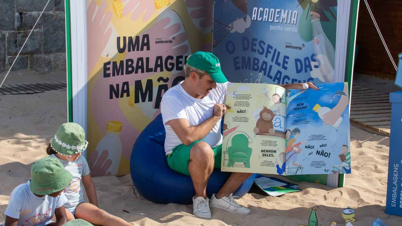 L'Academia Ponto Verde Roadshow enseigne le recyclage sur les plages et les piscines de l'Algarve