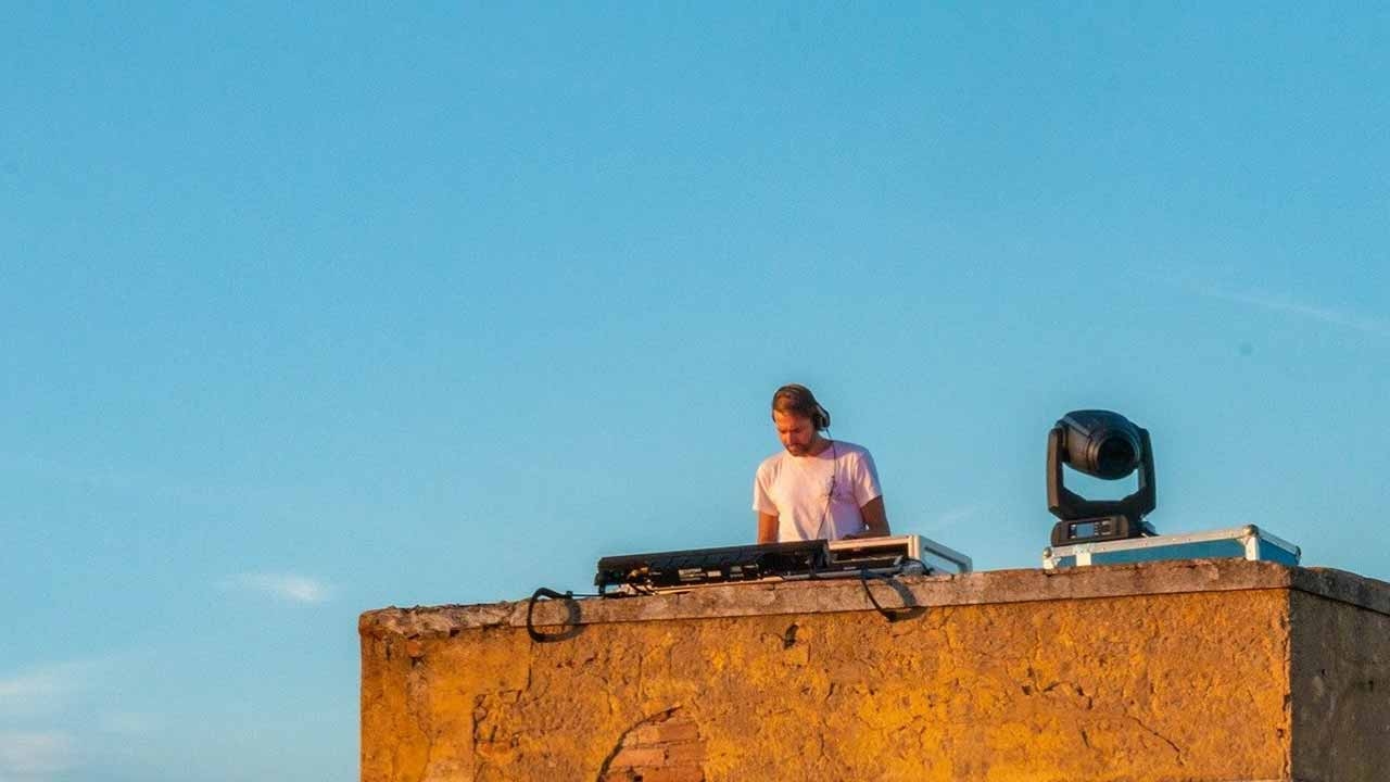 Açoteia – Faro Rooftop Festival brengt muziek, kunst en cultuur terug naar de daken van de stad