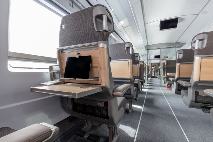 Pesquisa Amex GBT: trem é preferido como escritório móvel