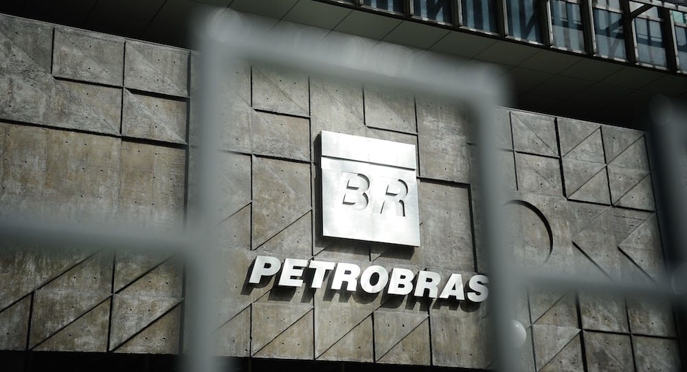 Petrobras' profit grows 23% to R$ 32.7 billion in the 3rd quarter.