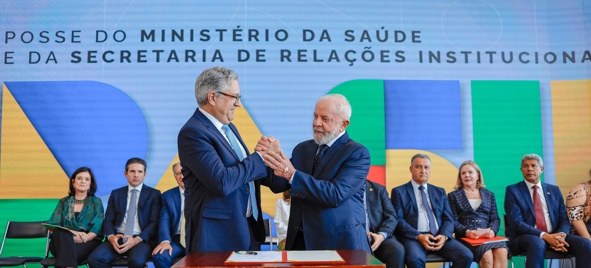 Lula signe une loi créant une politique nationale de lutte contre le VPH