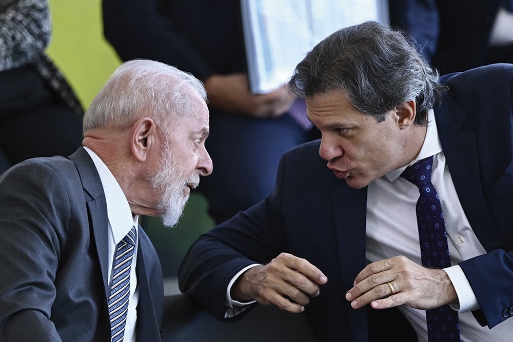 Lula incontra i ministri e il presidente della Camera per discutere del pacchetto fiscale dopo una settimana di attriti
