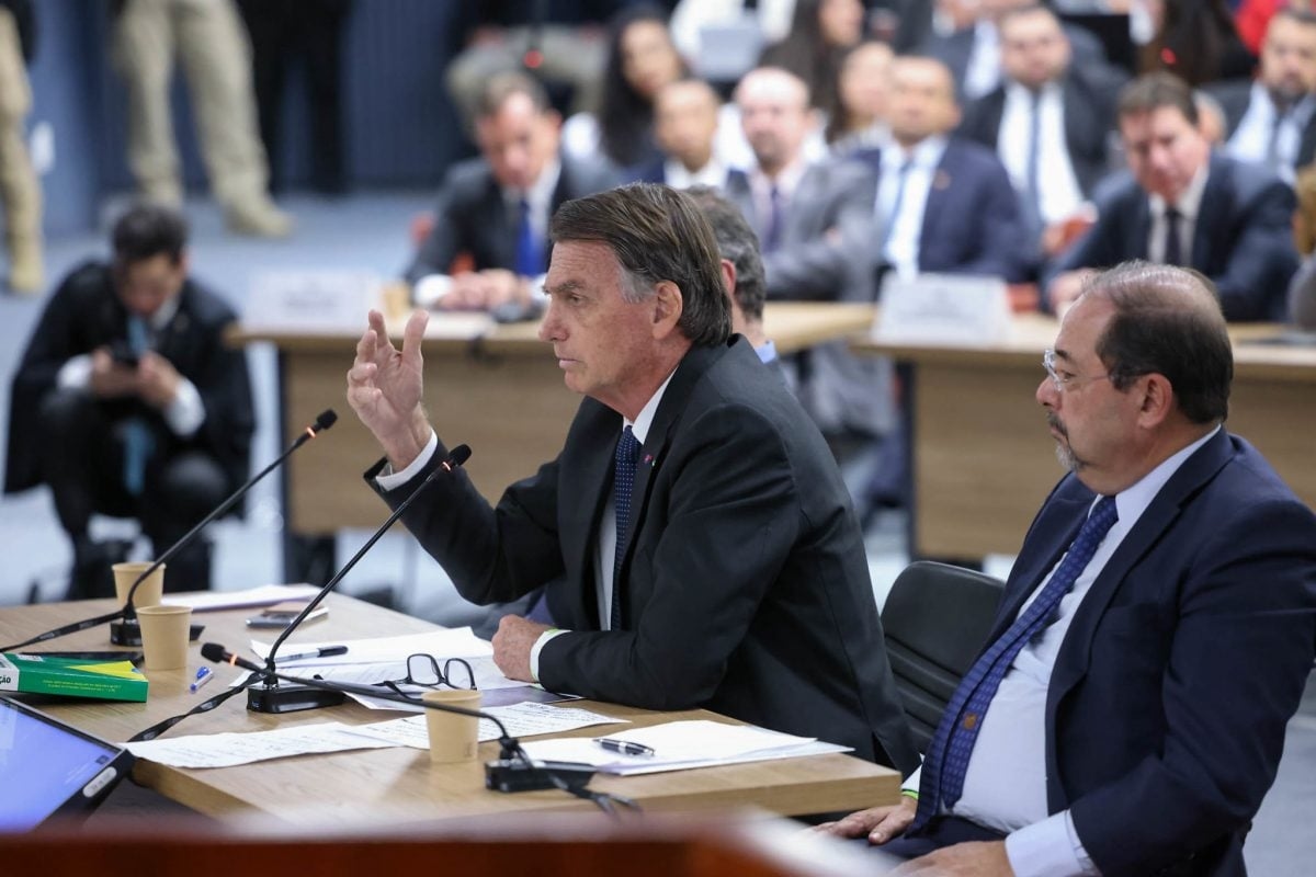 Verdedigers van Bolsonaro en andere verdachten mogen deelnemen aan confrontaties, besluit Moraes