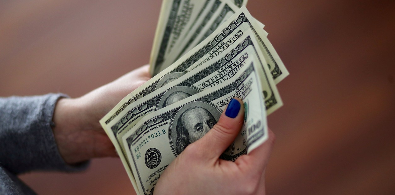 Blue Dollar Today: How Much Is It Trading This Friday, May 9?