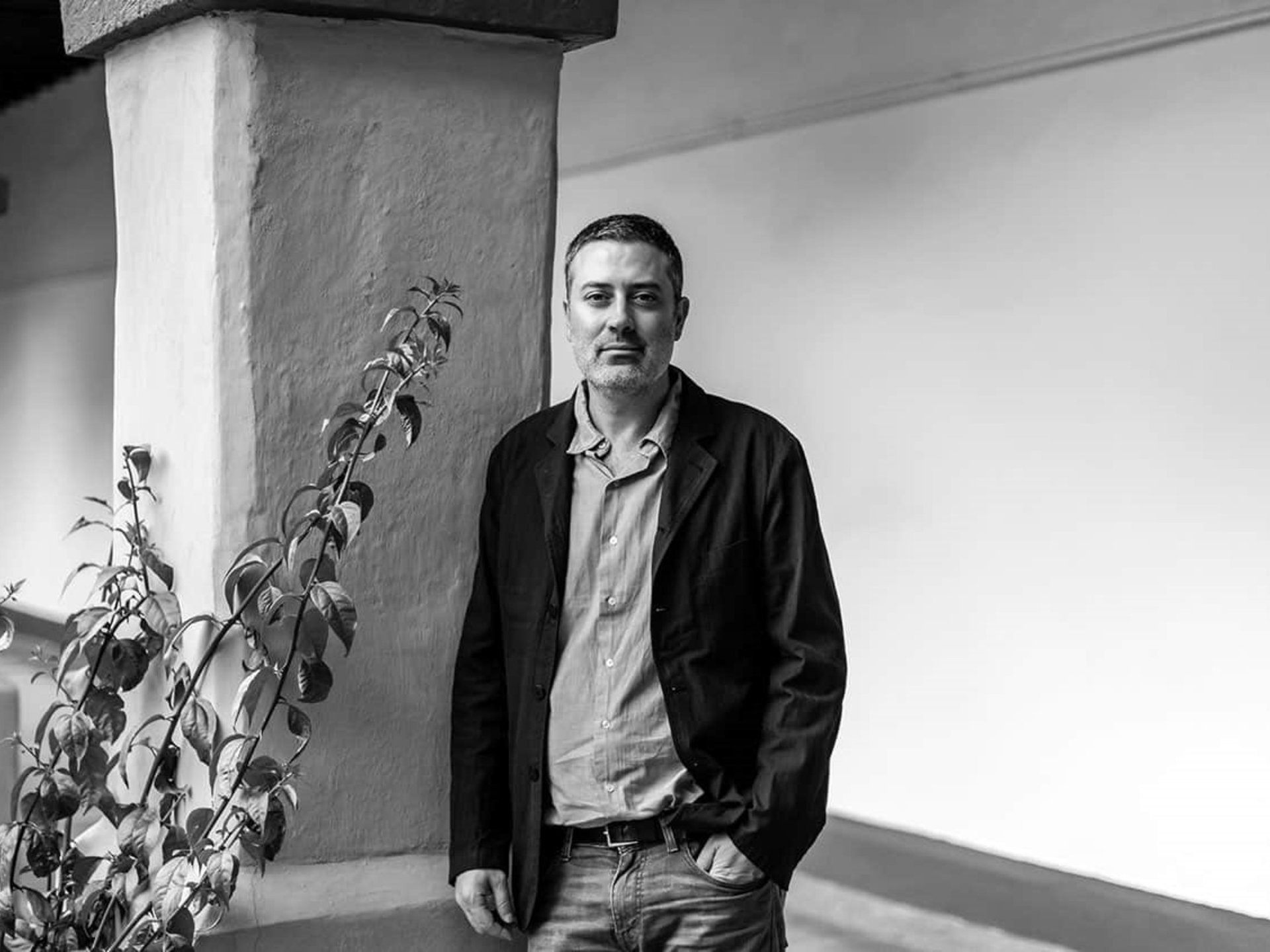 Andrea Bajani: "En 'El aniversario' quise romper el tabú de la familia, que es intocable"