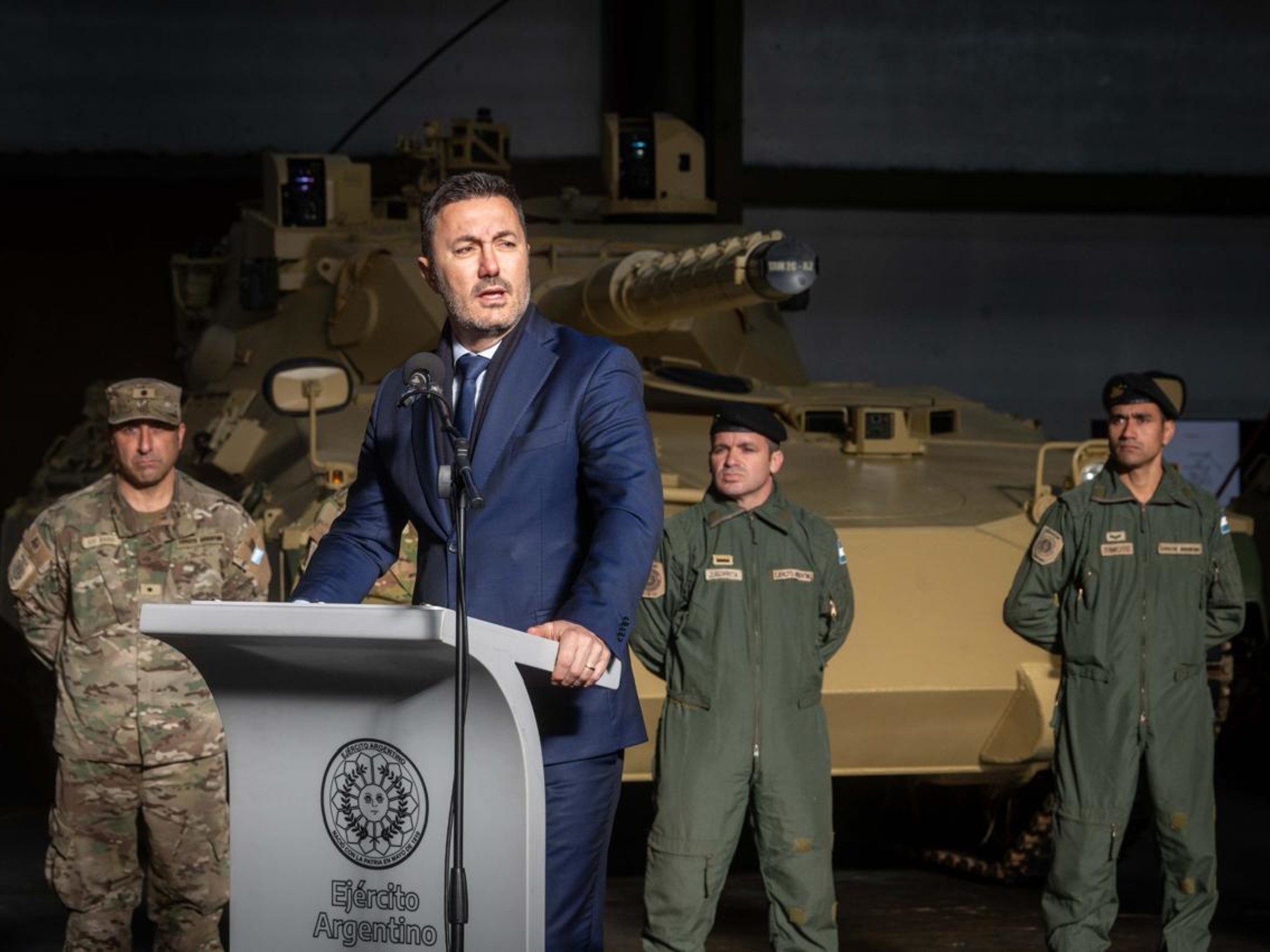 Investigan un supuesto hackeo al Ejército: qué datos están a la venta y para qué sirven