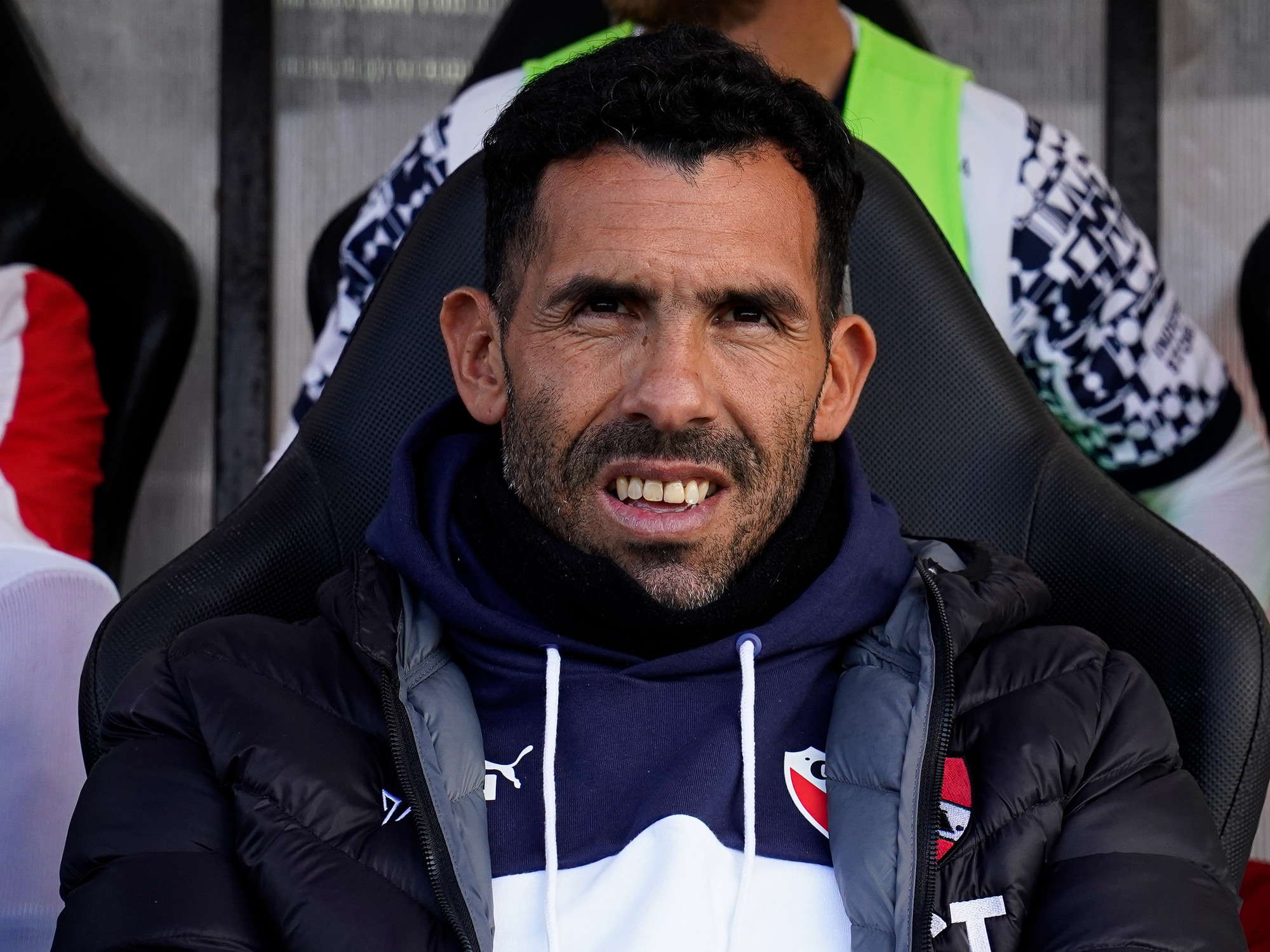 Carlos Tevez torna ad allenare il calcio argentino: il Talleres lo ha annunciato come allenatore dodici ore dopo le dimissioni di Cocca.