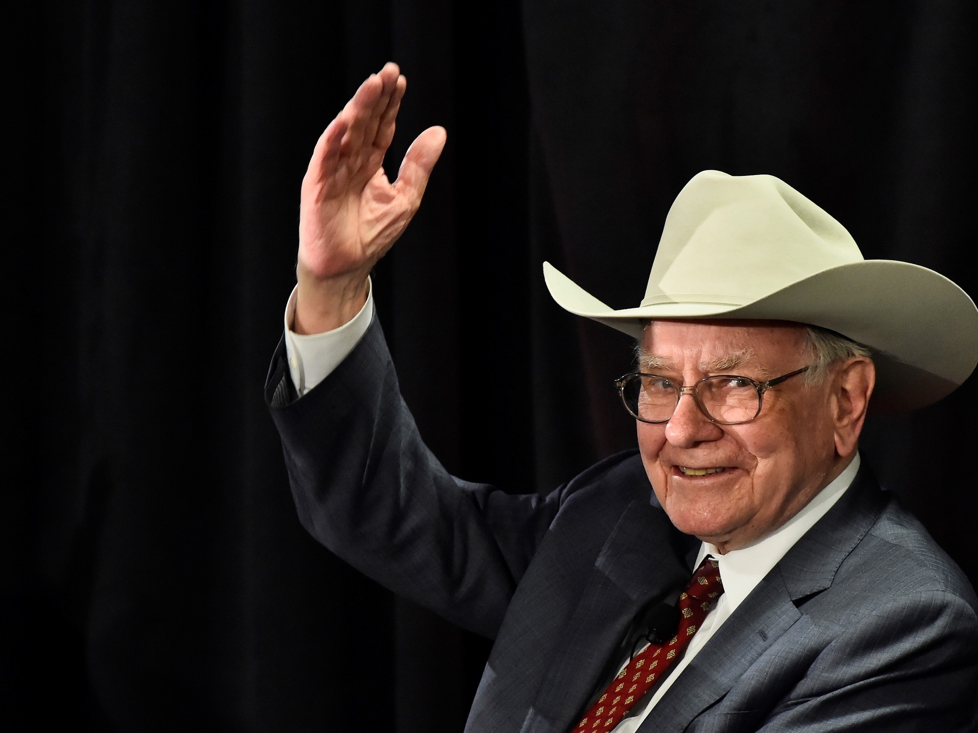 Der Kapitalismus erlöst uns nicht: Welche beunruhigenden Hypothesen hinterlassen uns Denker wie Walter Benjamin und John Gray sowie Unternehmer wie George Soros und Warren Buffett?