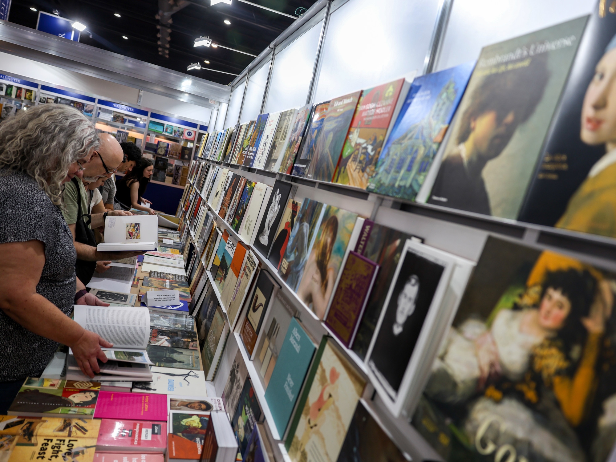What are the best-selling books at the Book Fair?