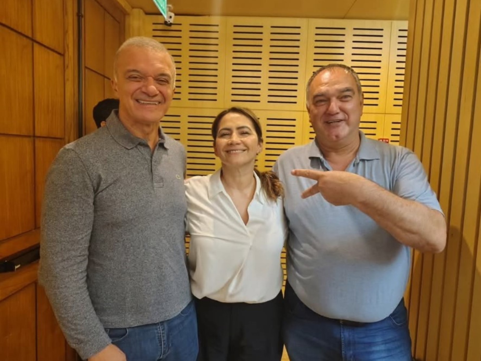 Un fonctionnaire de Rovira a célébré avec les deux sénateurs de Misiones qui ont annulé le Clean Record : son message frappant contre Silvia Lospennato