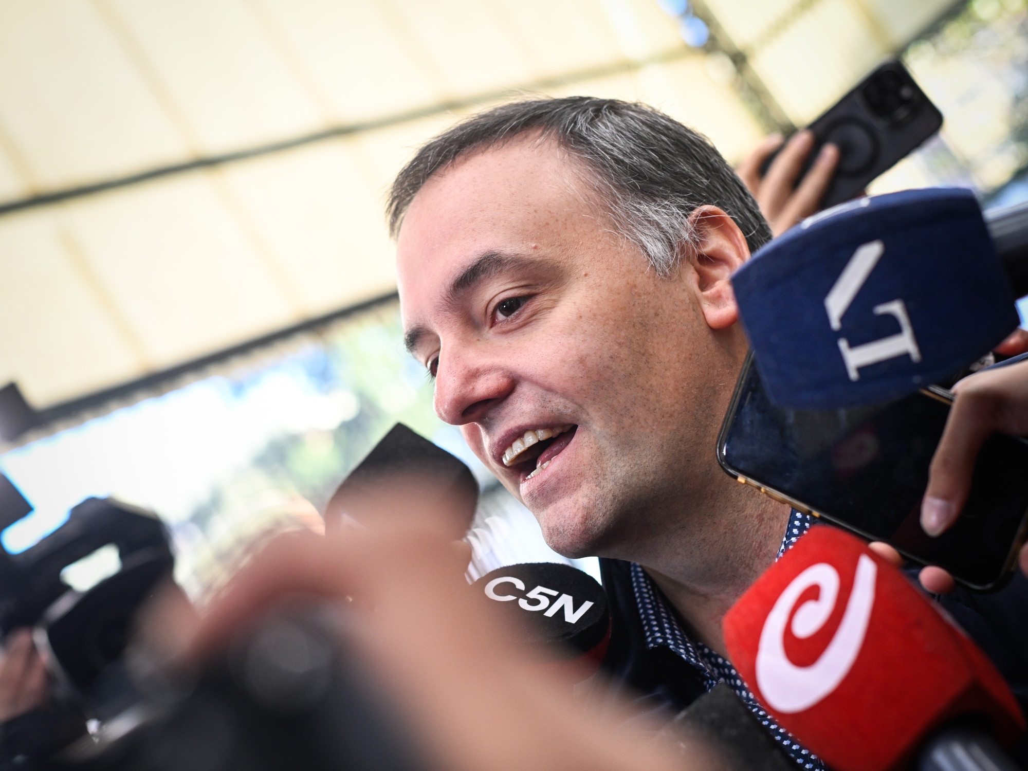 Dolar, akcje i obligacje: Jak rynek zareaguje na zwycięstwo Adorniego w wyborach parlamentarnych?