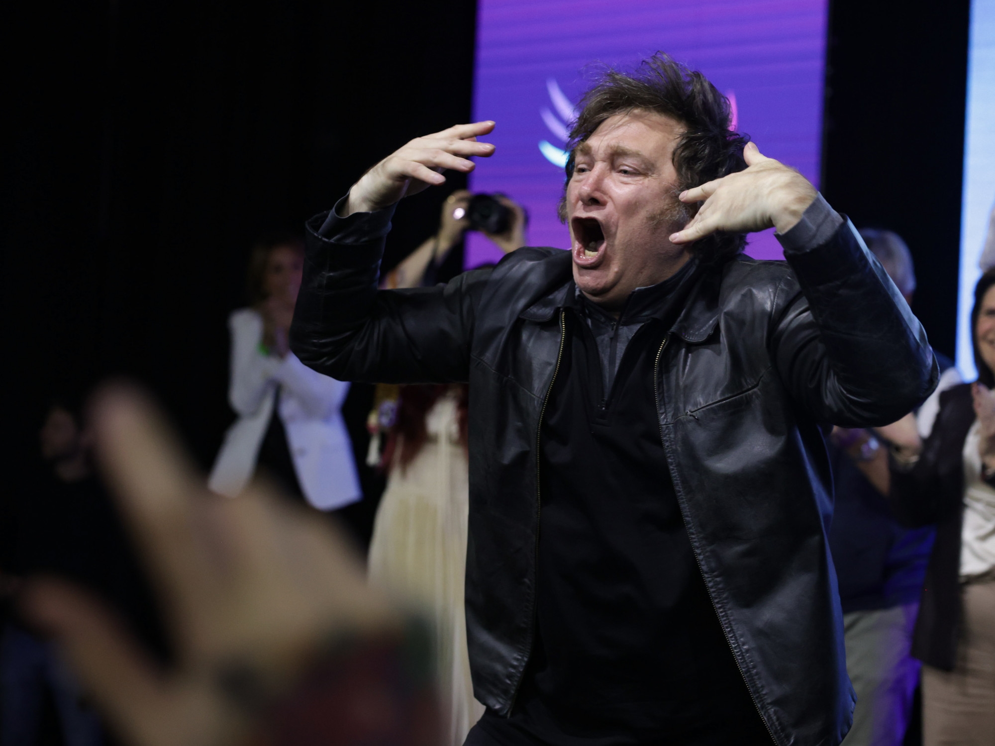 Javier Milei's exasperation and the agonizing call awaiting Axel Kicillof