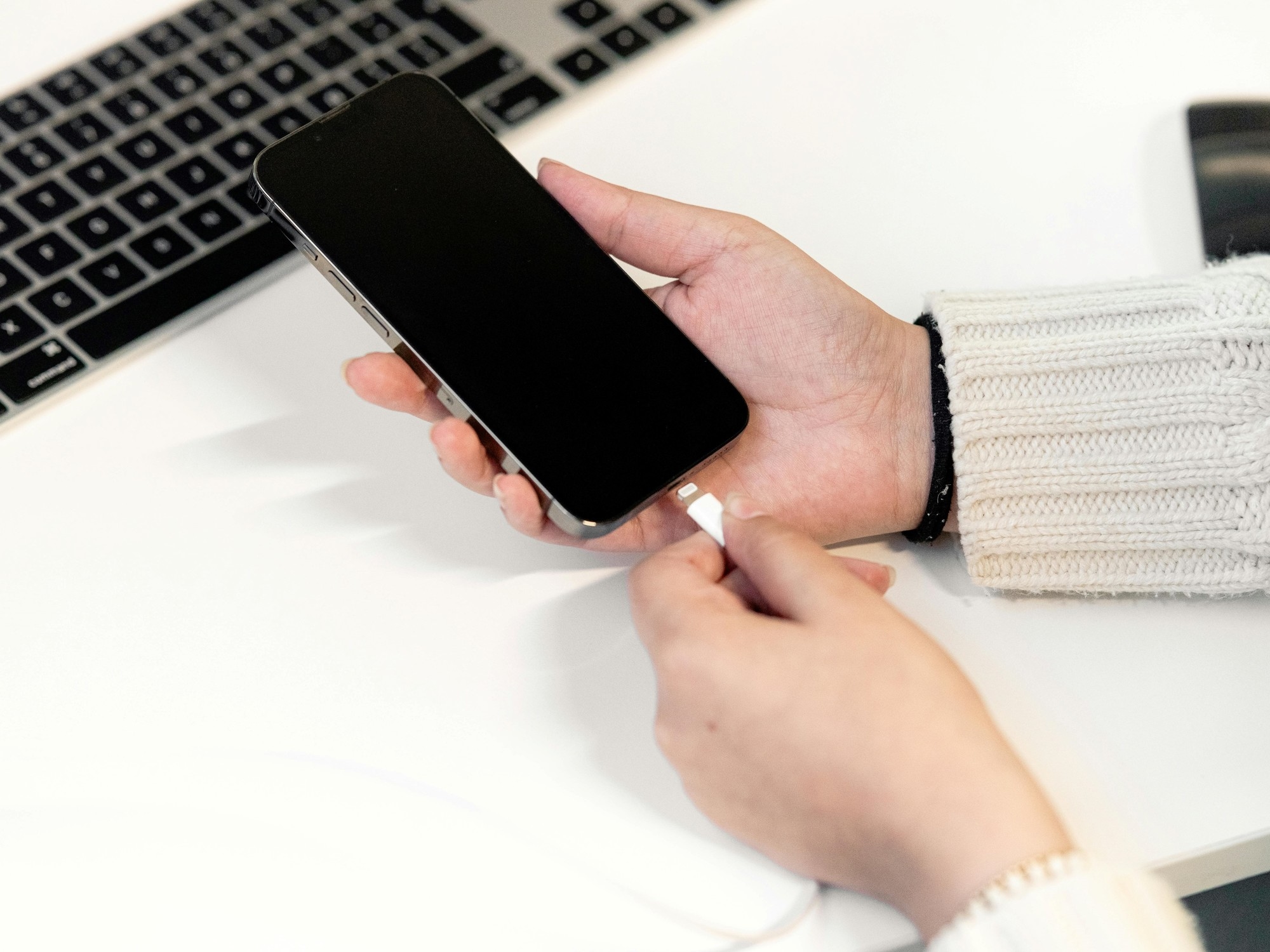 Cell phones: the charging trick to make the battery last longer and wear out less