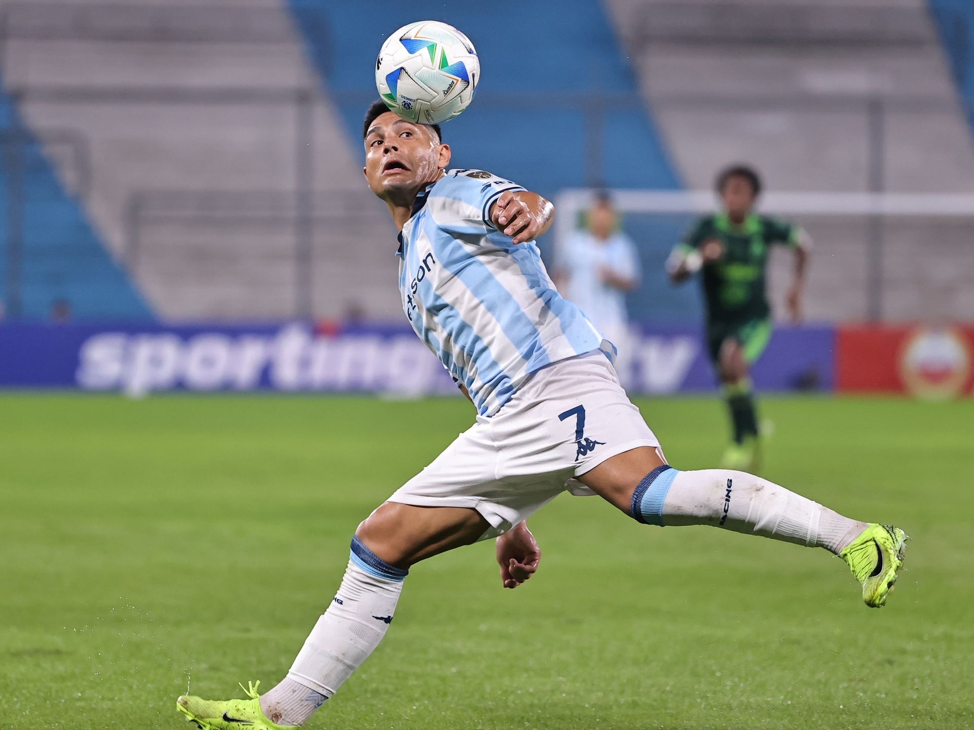 Der Fall Maxi Salas: Racing will ihn nicht verkaufen und wird ihm eine Gehaltserhöhung anbieten, um zu verhindern, dass River seine Ausstiegsklausel wahrnimmt.