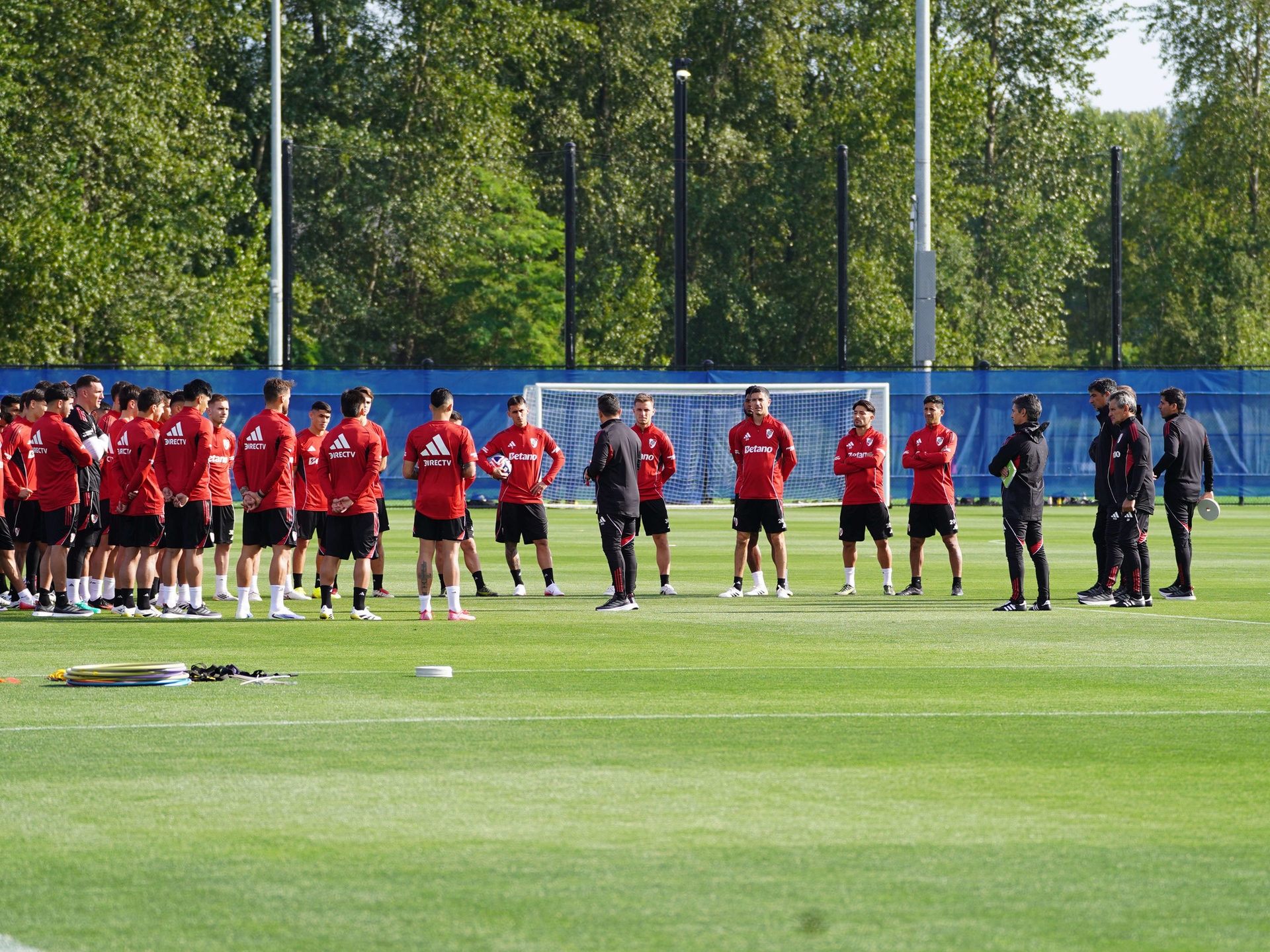 Club World Cup: With five big pieces of news and a talk from Gallardo, River had its first practice in Seattle.