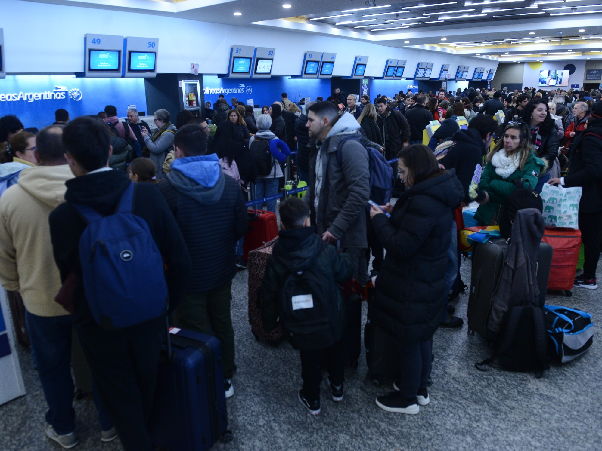 Combien coûtent les billets d'avion pour l'Argentine pendant les vacances d'hiver 2025 ?