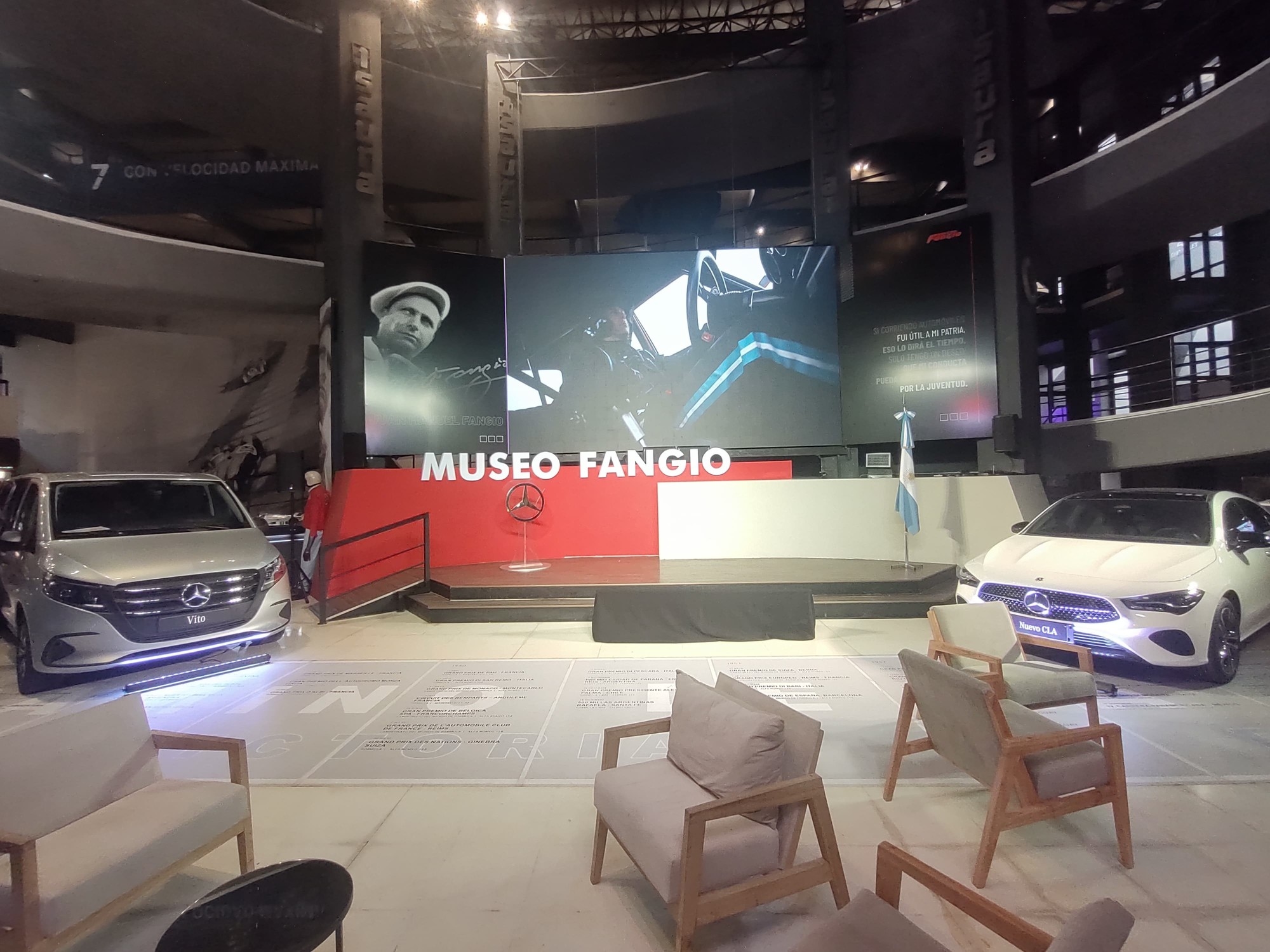 A "nova Mercedes-Benz" lançou o Vito e o CLA atualizados na Argentina.